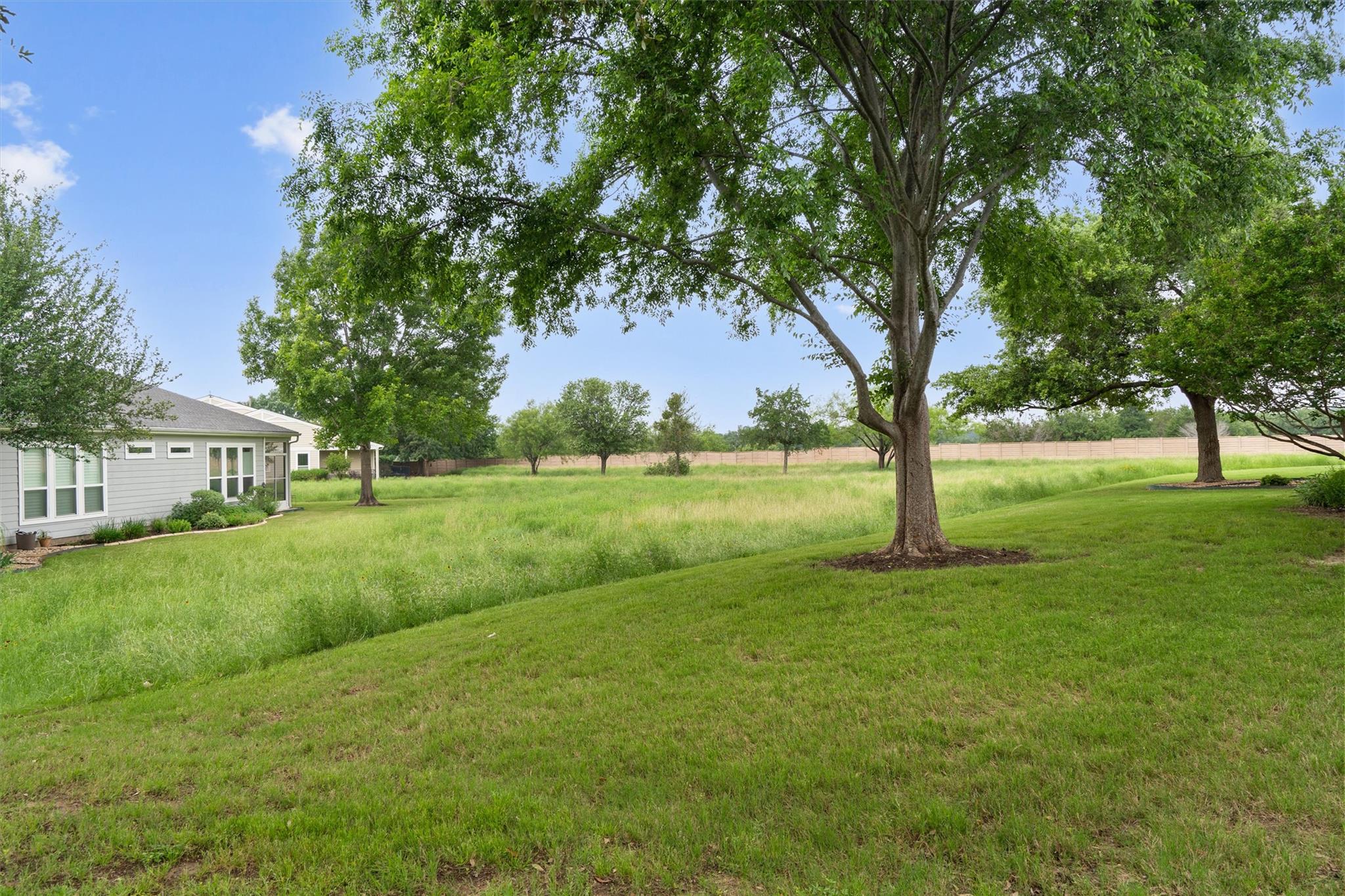 330 Portsmouth Dr, Georgetown, TX 78633