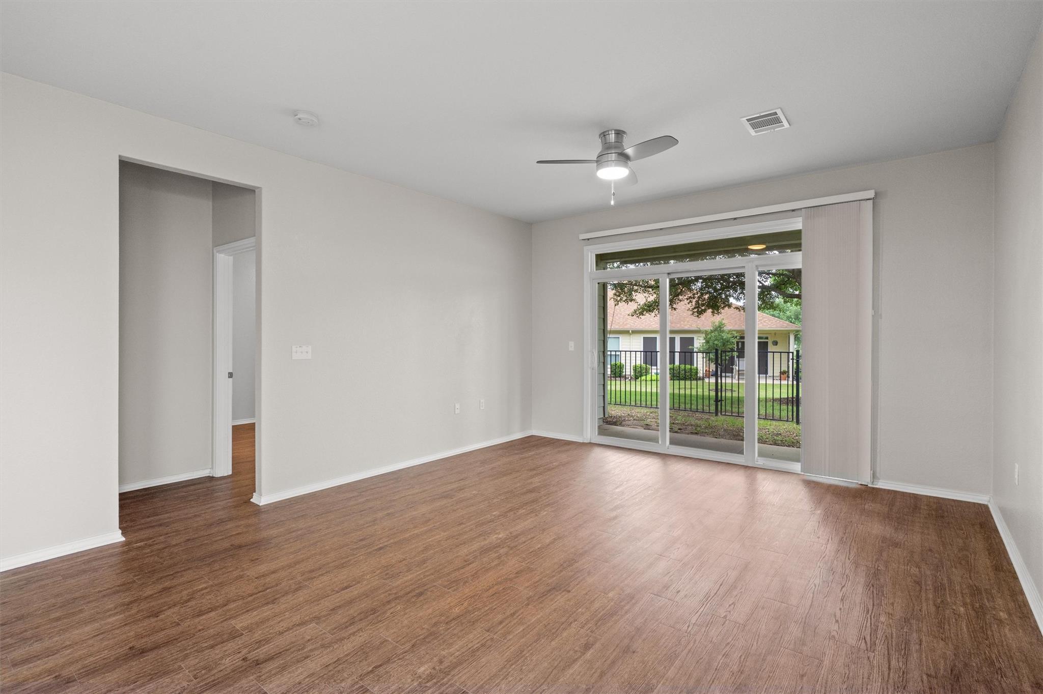 330 Portsmouth Dr, Georgetown, TX 78633