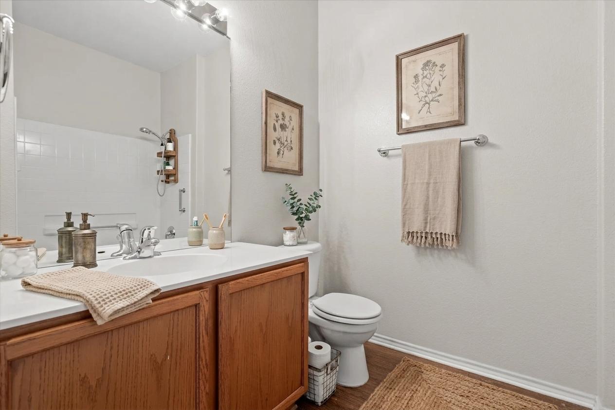 330 Portsmouth Dr, Georgetown, TX 78633