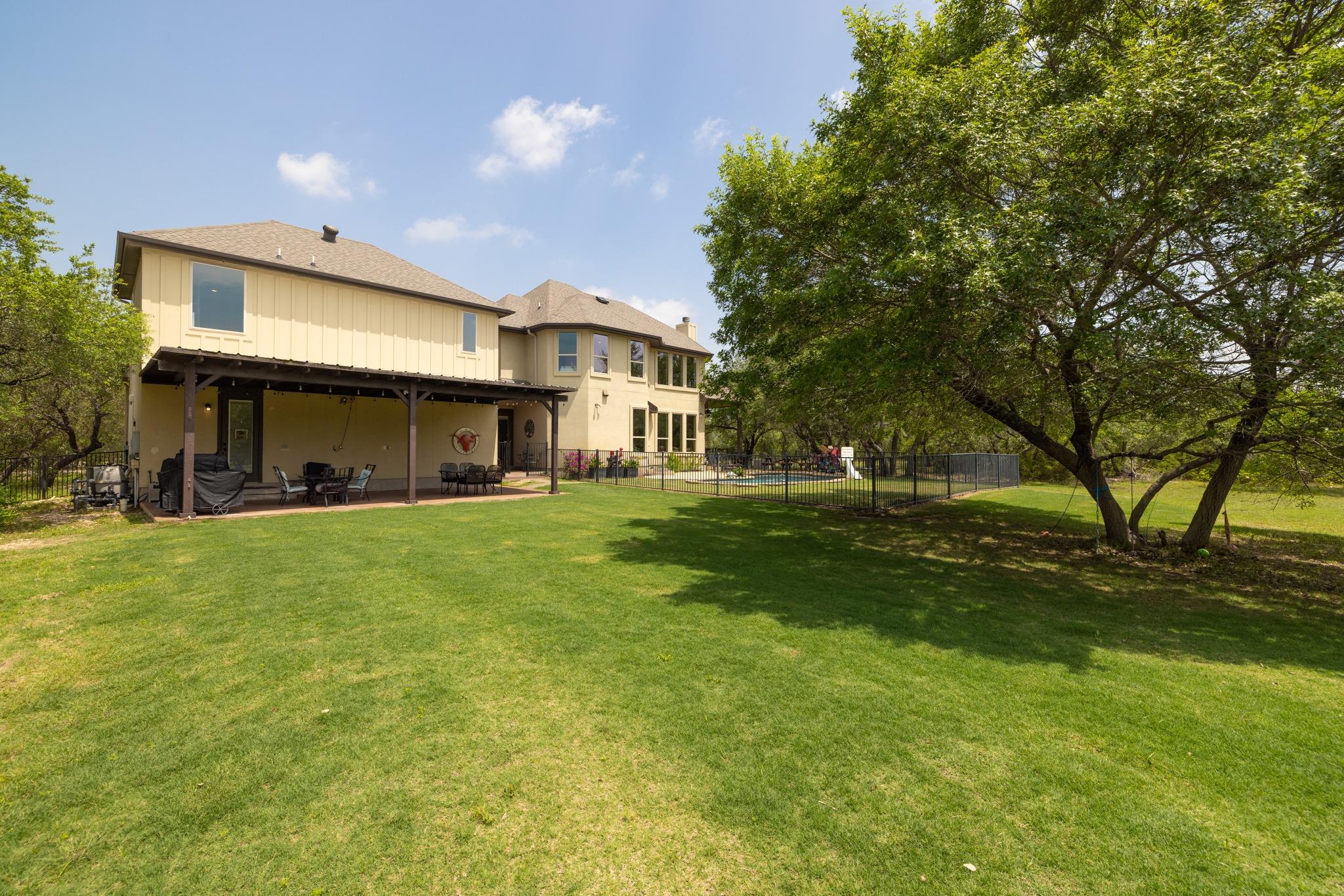 3696 County Road 207, Liberty Hill, TX 78642