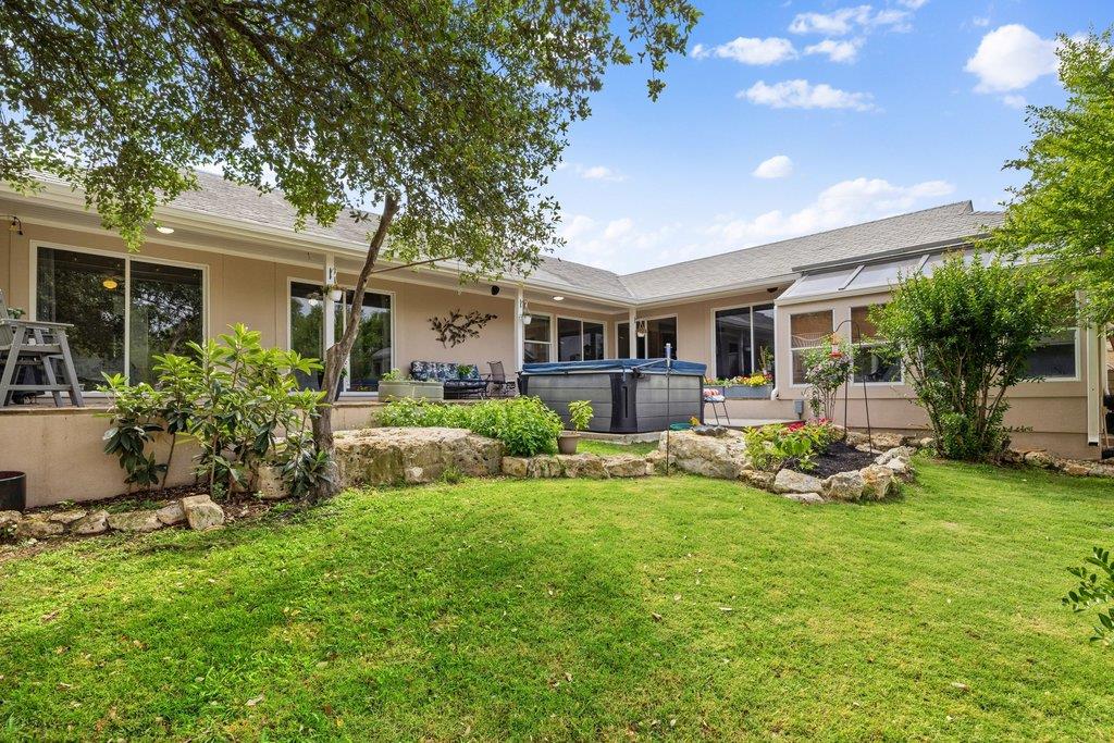 109 Double Eagle Dr # 109, Austin, TX 78738
