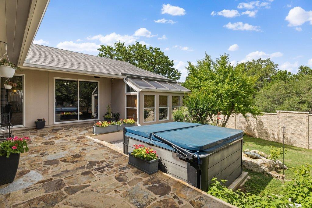 109 Double Eagle Dr # 109, Austin, TX 78738