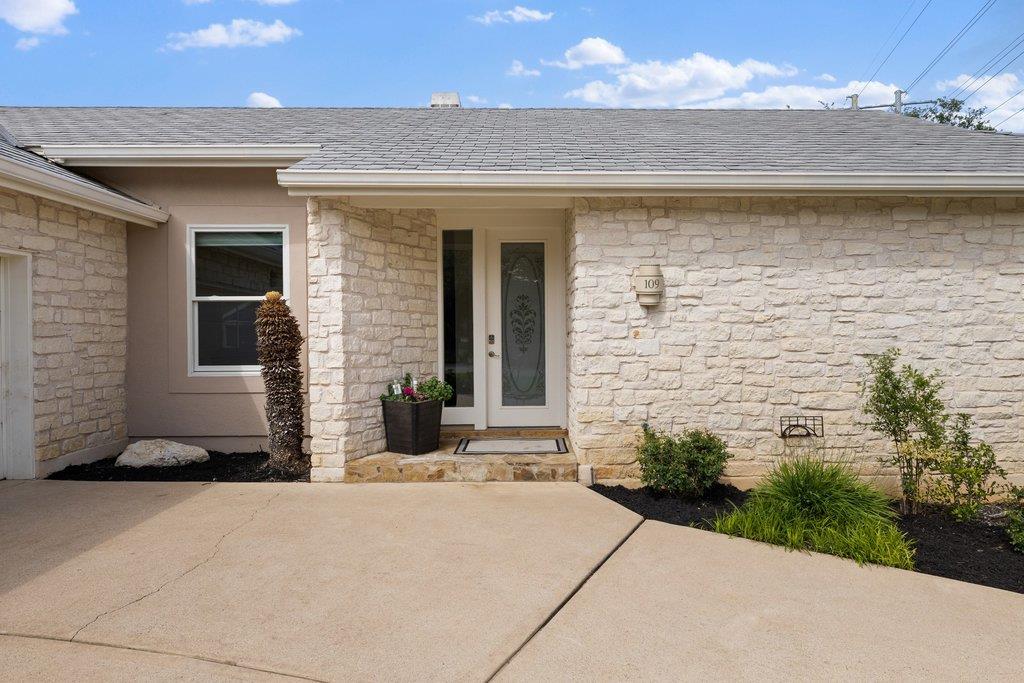 109 Double Eagle Dr # 109, Austin, TX 78738