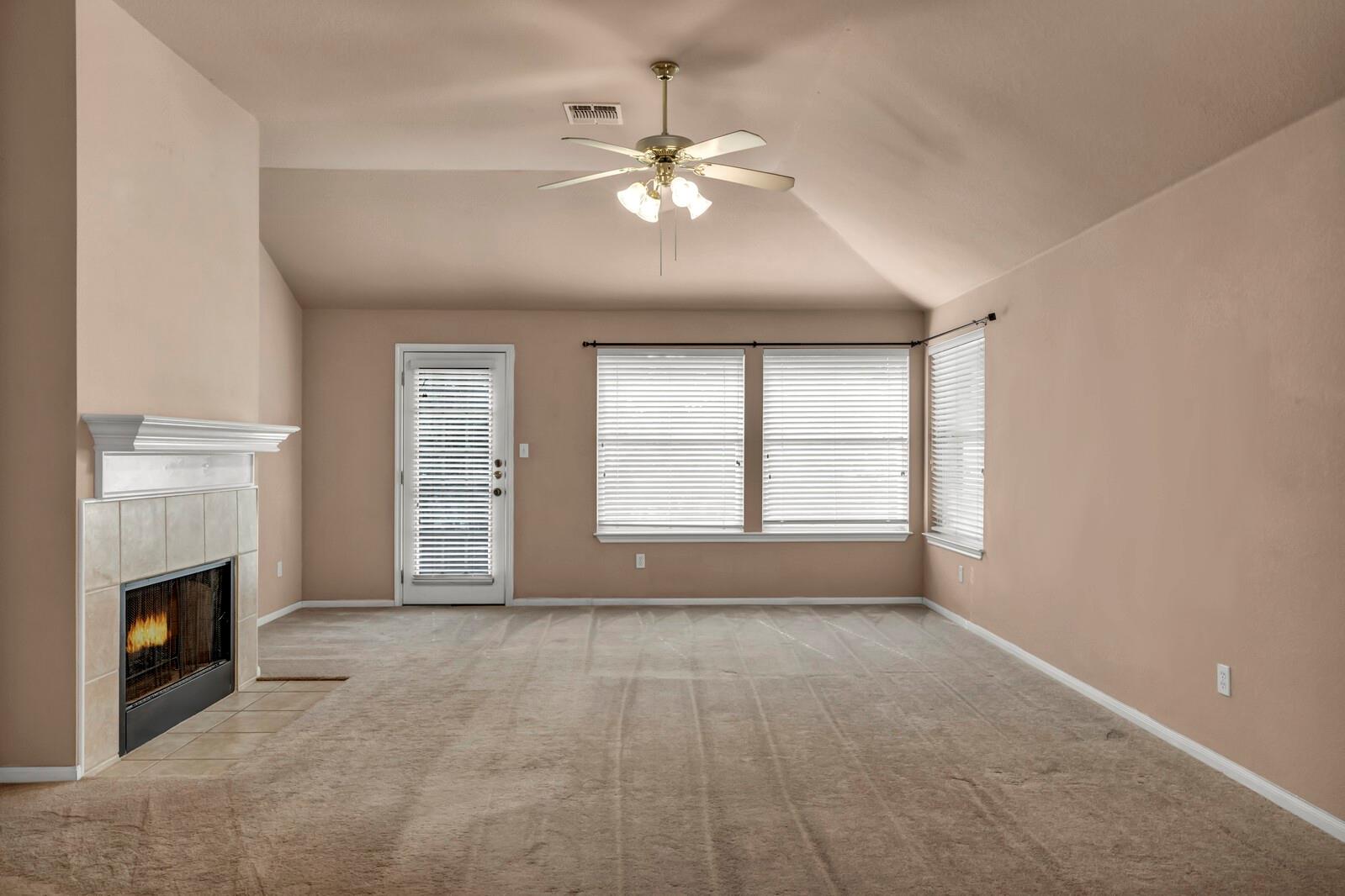 5700 Lomita Verde Cir, Austin, TX 78749