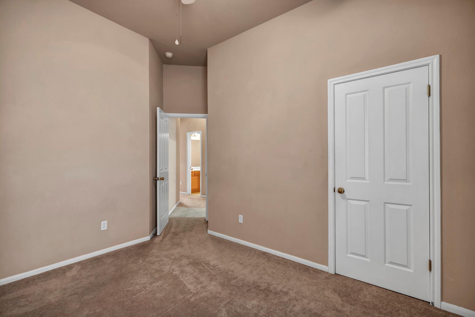 5700 Lomita Verde Cir, Austin, TX 78749
