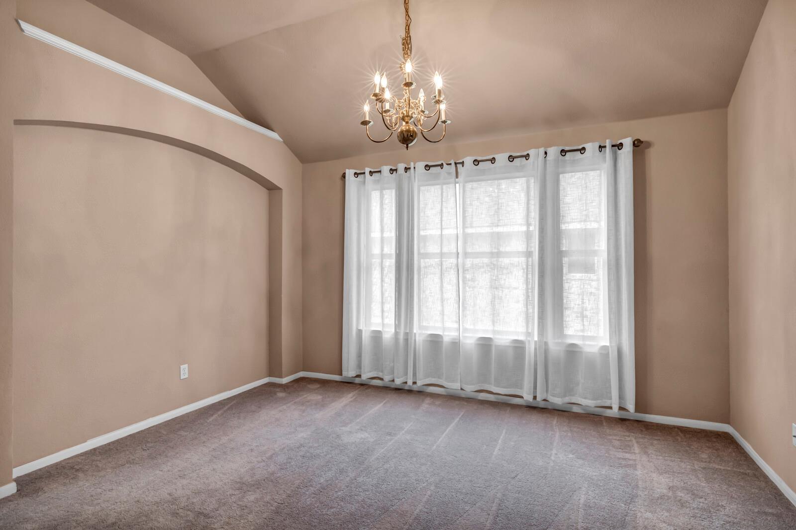 5700 Lomita Verde Cir, Austin, TX 78749