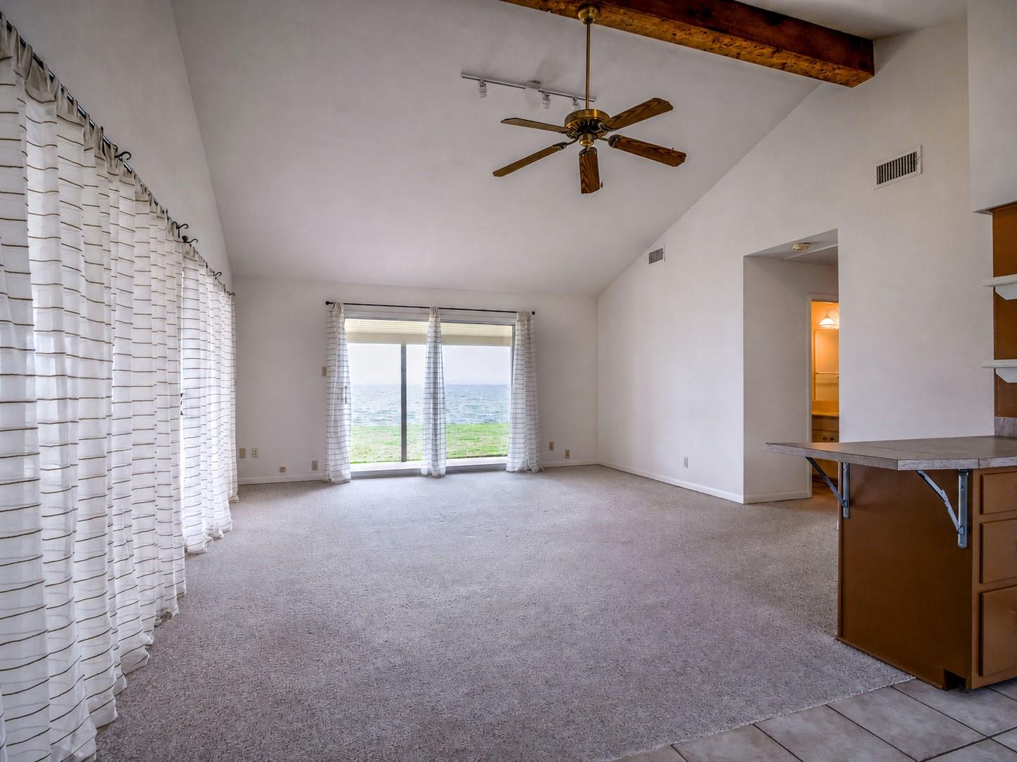 736 W Lakecrest Dr, Bluffton, TX 78607