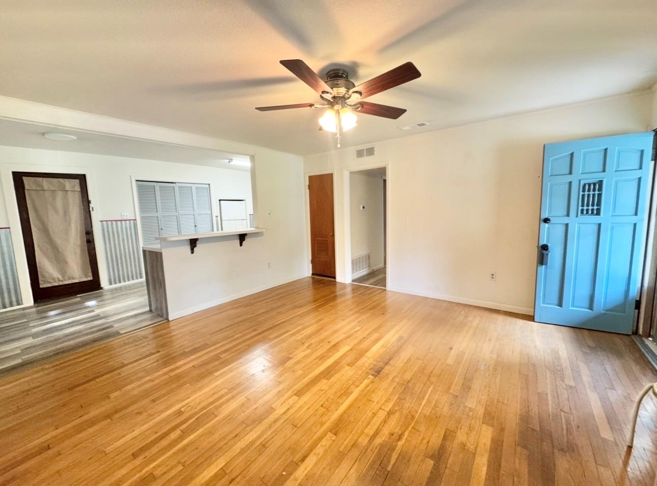 406 SWANEE Dr # 1, Austin, TX 78752
