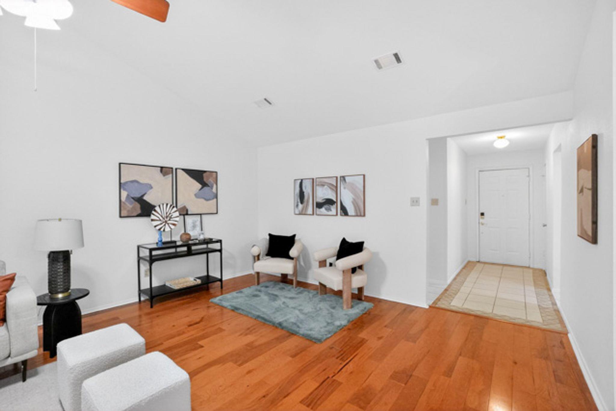 5302 Wolf Run, Austin, TX 78749