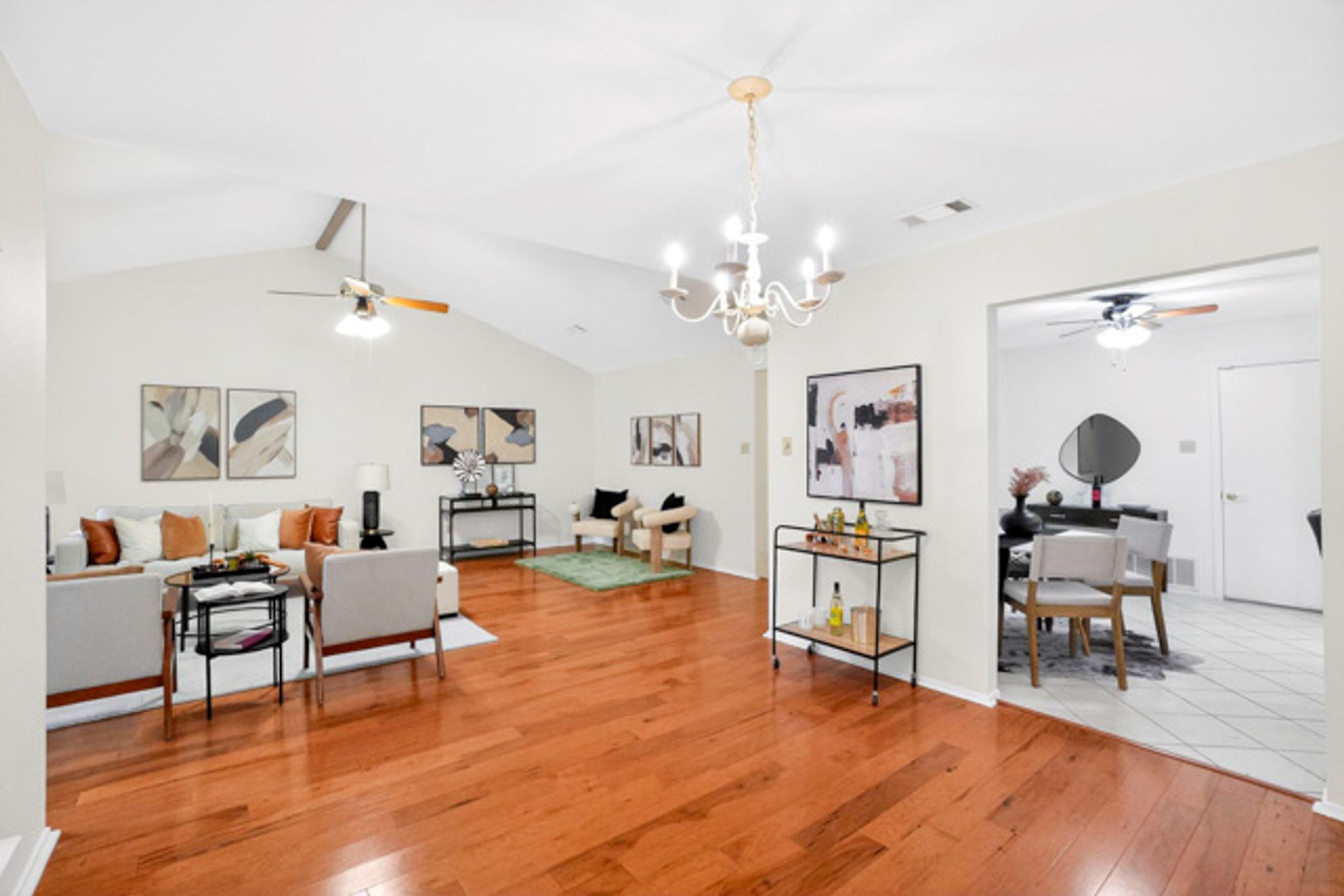 5302 Wolf Run, Austin, TX 78749