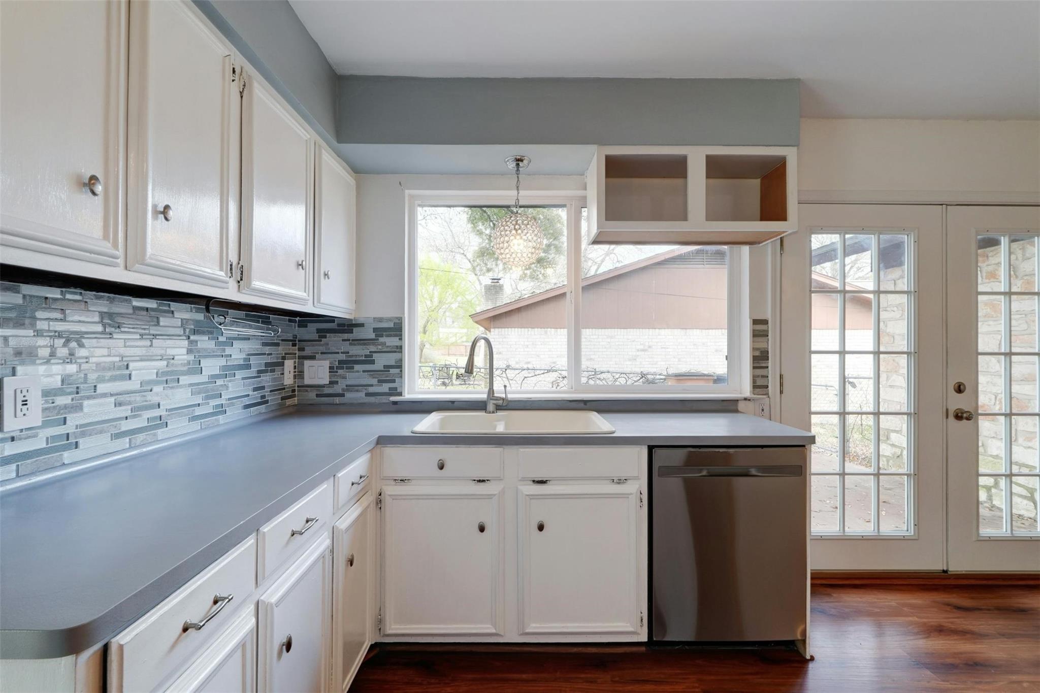 11609 River Oaks Trl, Austin, TX 78753