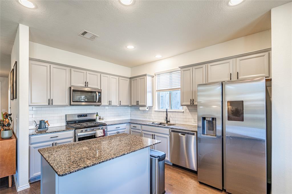 547 Saturnia Dr, Georgetown, TX 78628