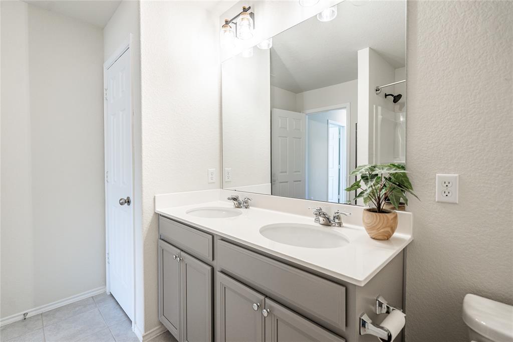 547 Saturnia Dr, Georgetown, TX 78628