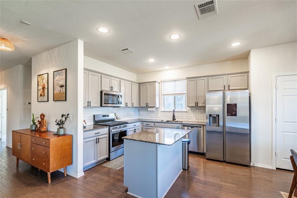 547 Saturnia Dr, Georgetown, TX 78628
