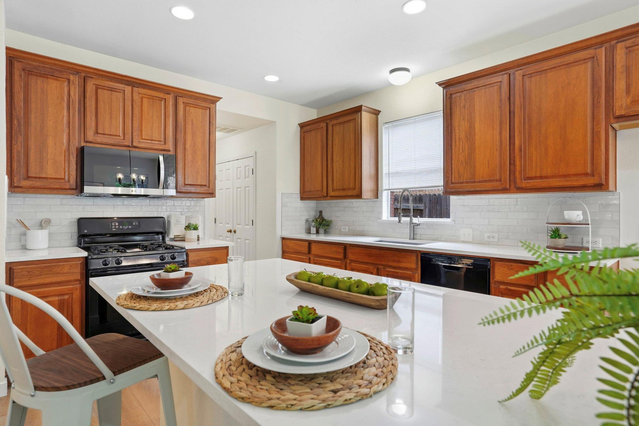 2112 Burnie Bishop Pl, Cedar Park, TX 78613