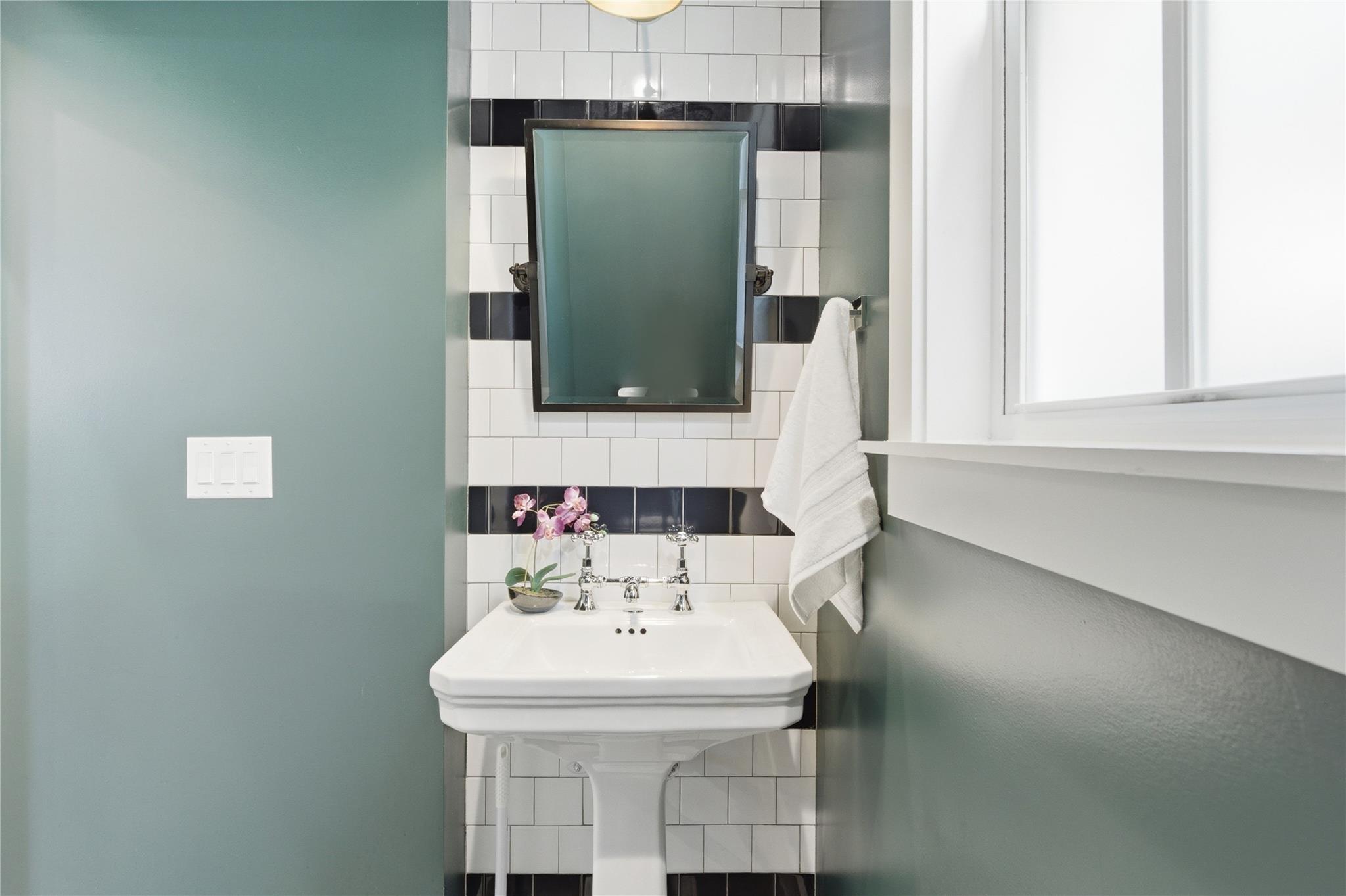 1309 Cedar Ave # A, Austin, TX 78702