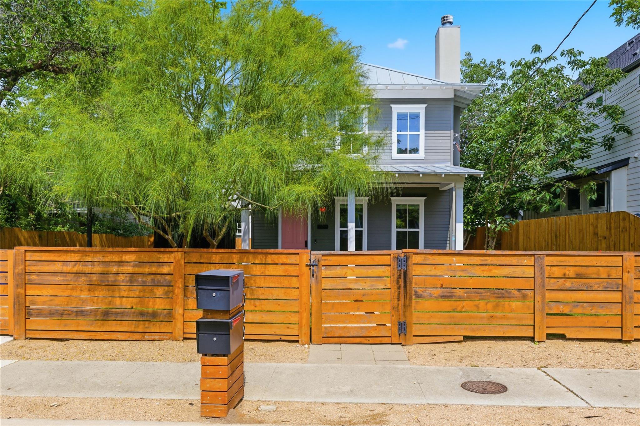 1309 Cedar Ave # A, Austin, TX 78702