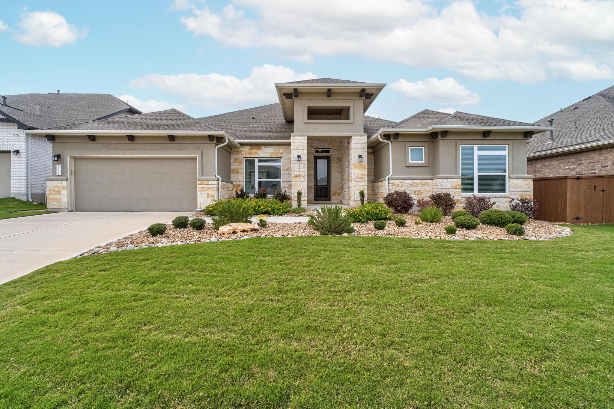 305 Milano Dr, Liberty Hill, TX 78642