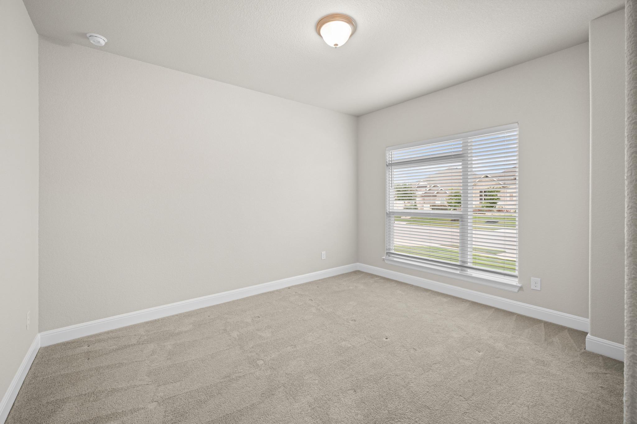 305 Milano Dr, Liberty Hill, TX 78642