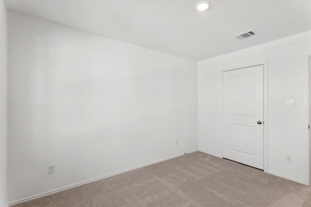 216 Herald Dr, Hutto, TX 78634
