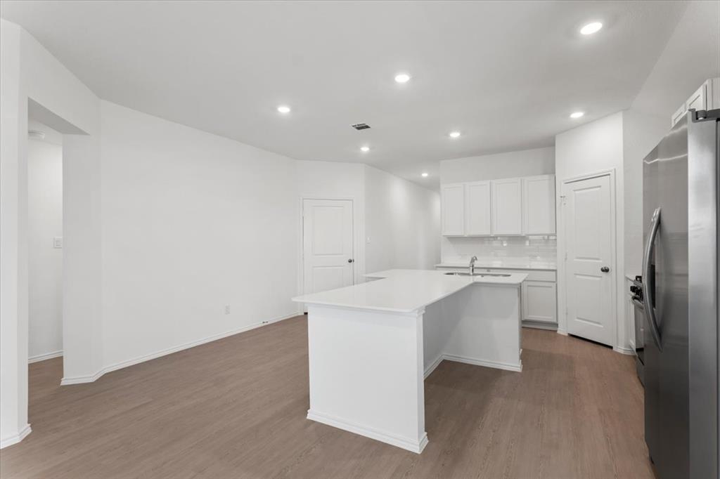 216 Herald Dr, Hutto, TX 78634