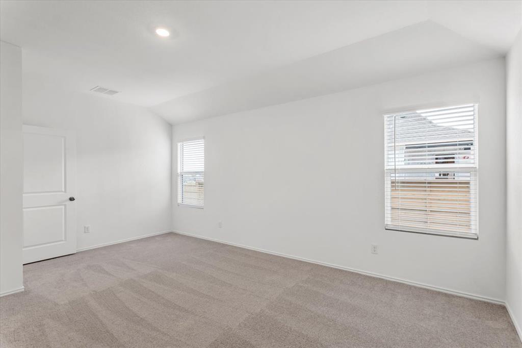 216 Herald Dr, Hutto, TX 78634