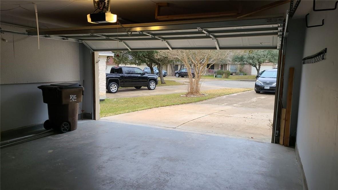 1110 Fossil Cv, Round Rock, TX 78681