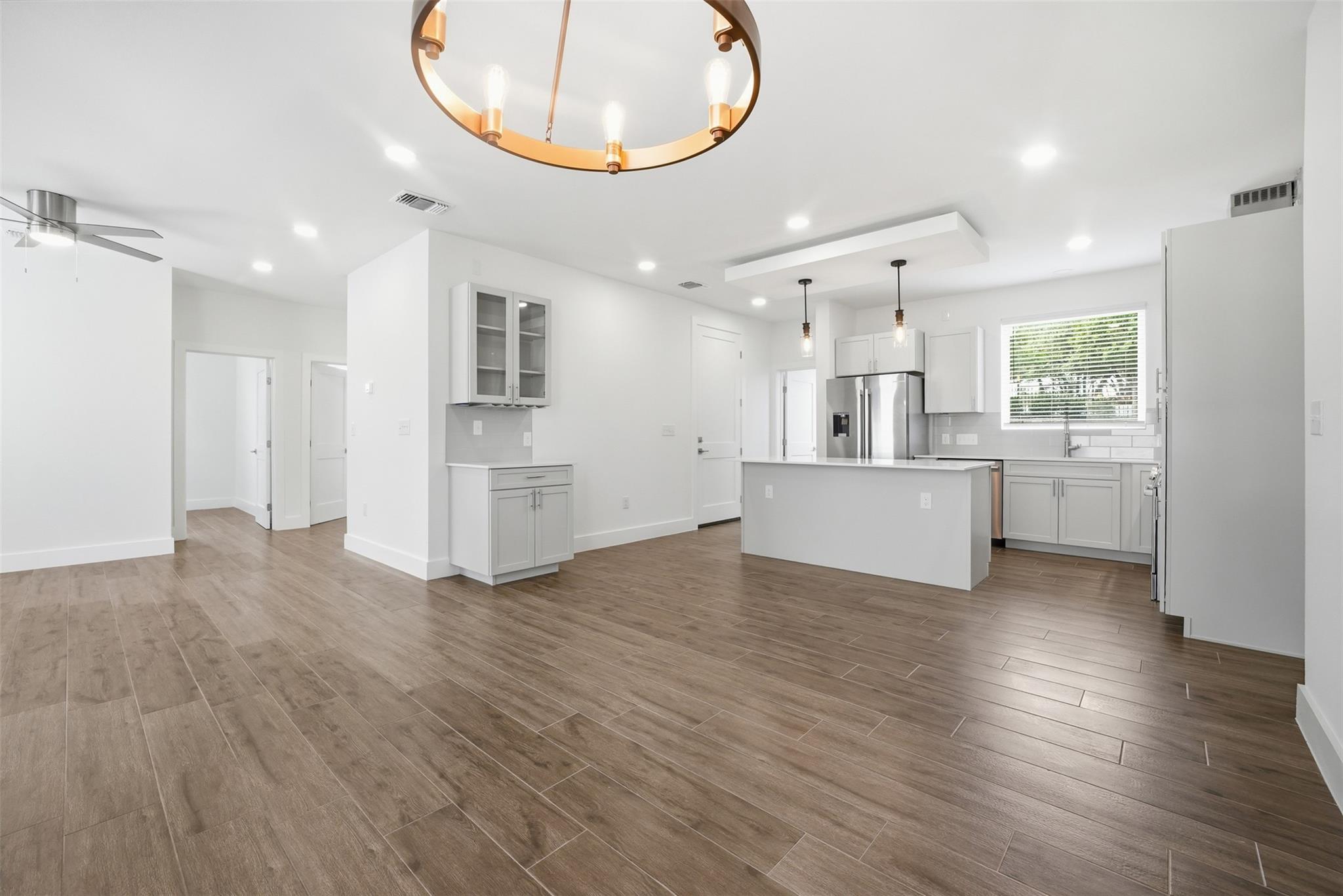 4300 Mansfield Dam Rd # 1021, Austin, TX 78734