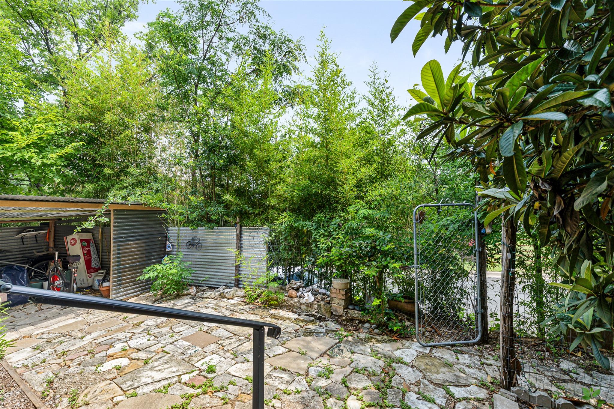 2512 E 10th St, Austin, TX 78702