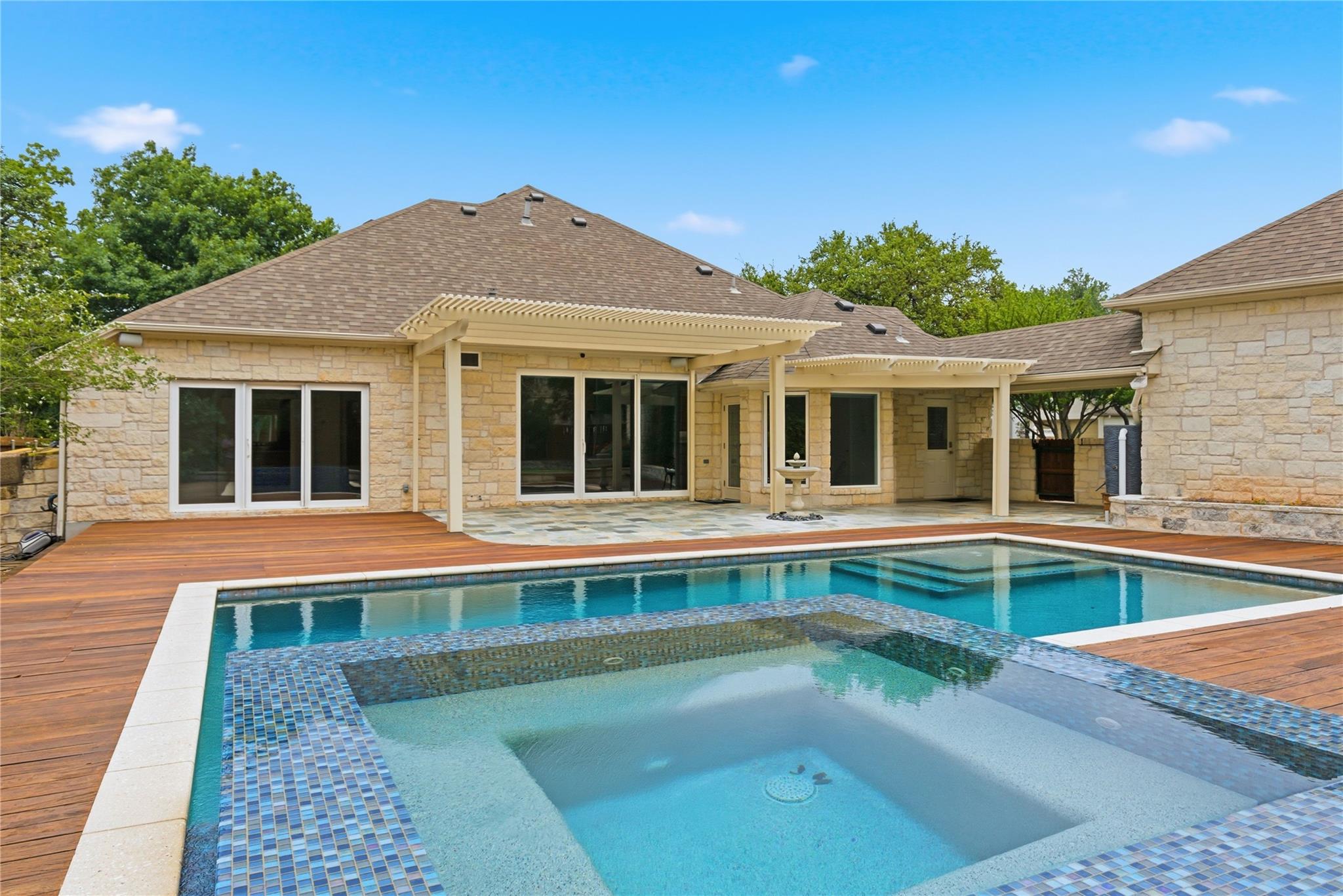 6513 Way Ln, Austin, TX 78739