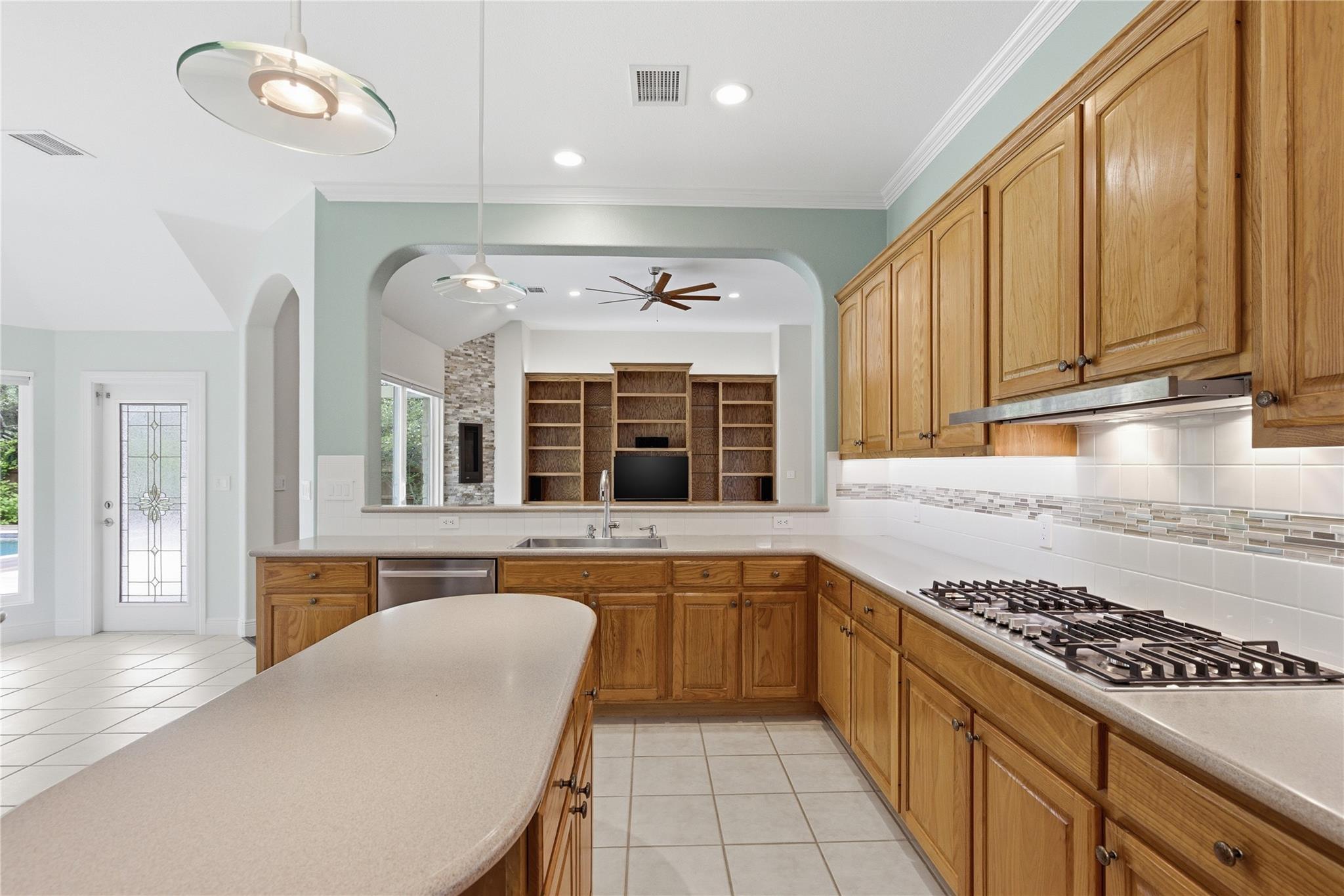 6513 Way Ln, Austin, TX 78739