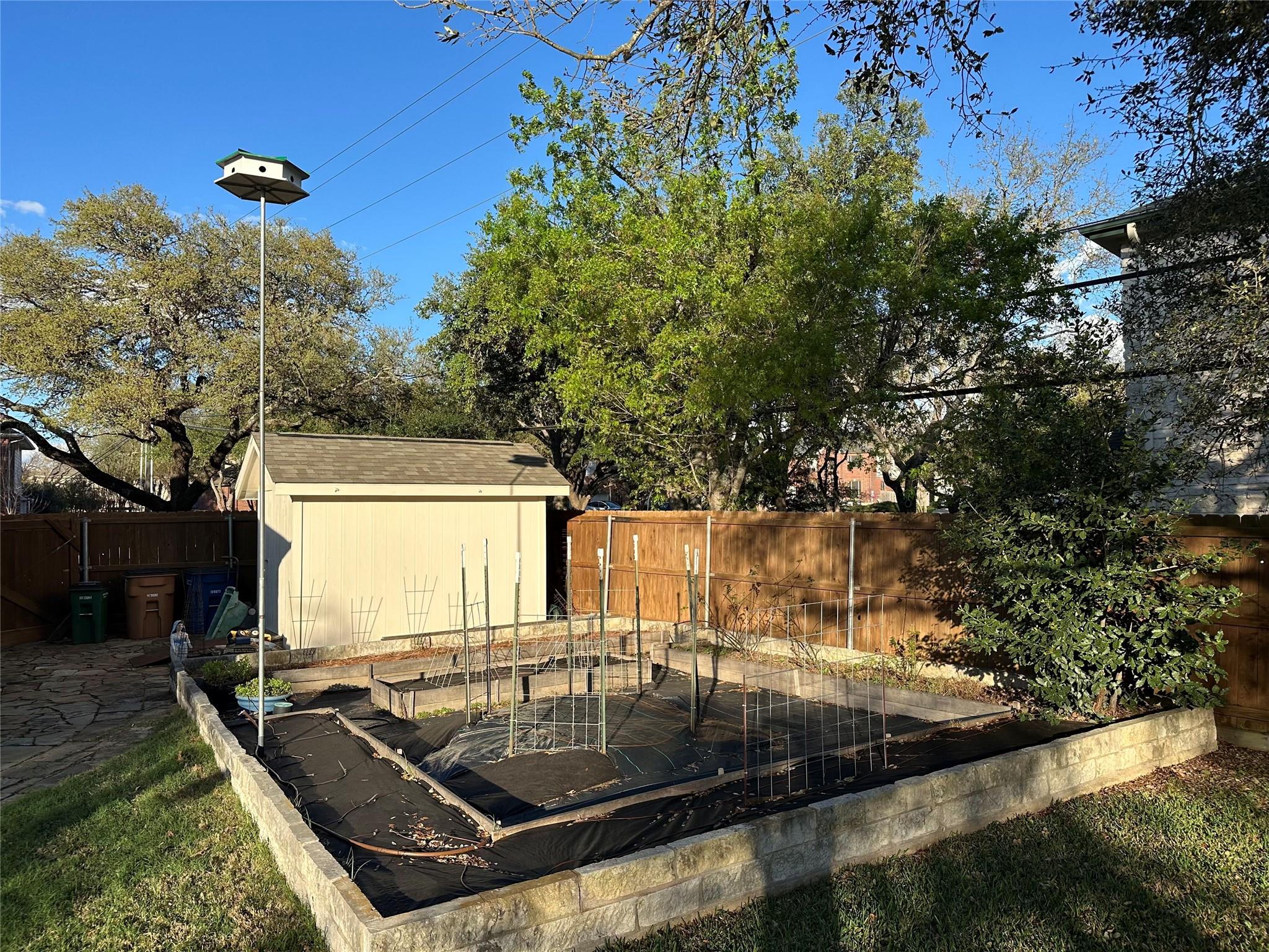 6513 Way Ln, Austin, TX 78739