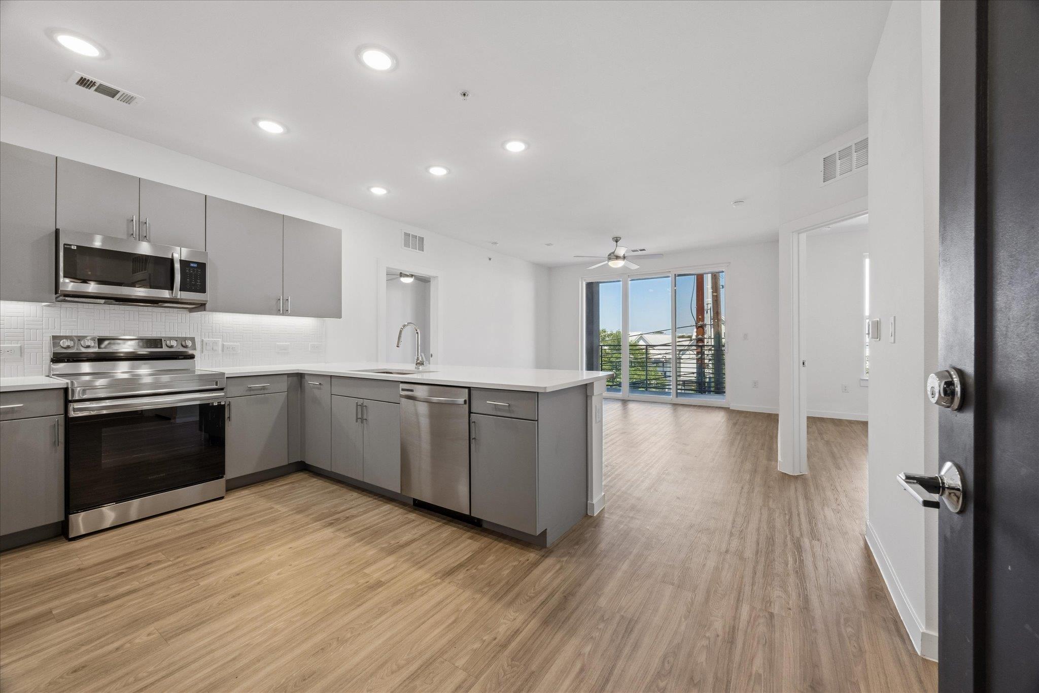 4801 Springdale Rd # 2210, Austin, TX 78723