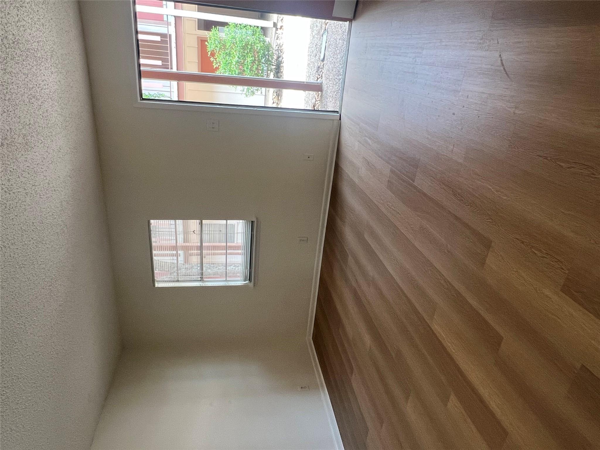 1410 W North Loop Blvd # 102, Austin, TX 78756