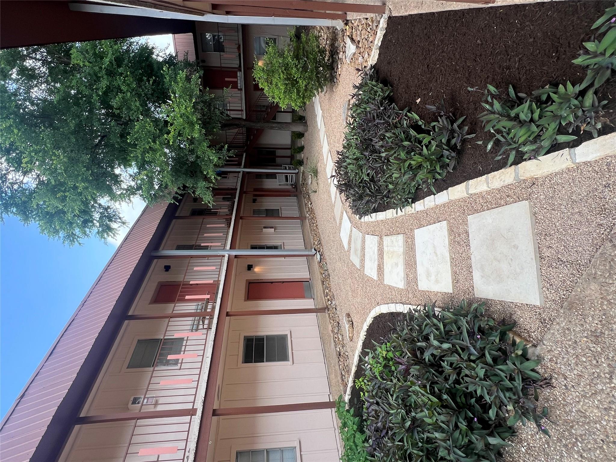 1410 W North Loop Blvd # 102, Austin, TX 78756