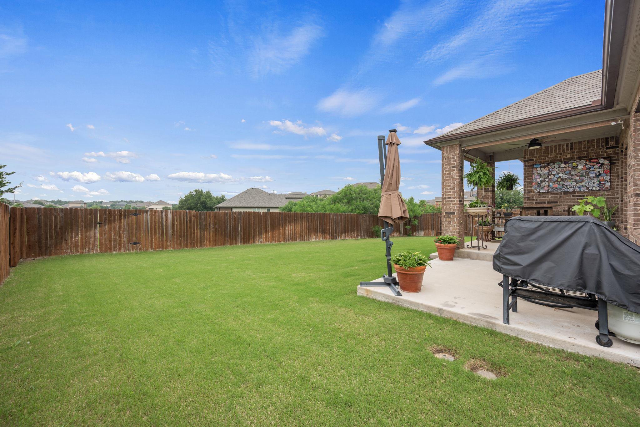 1241 Backcountry Dr, Leander, TX 78641