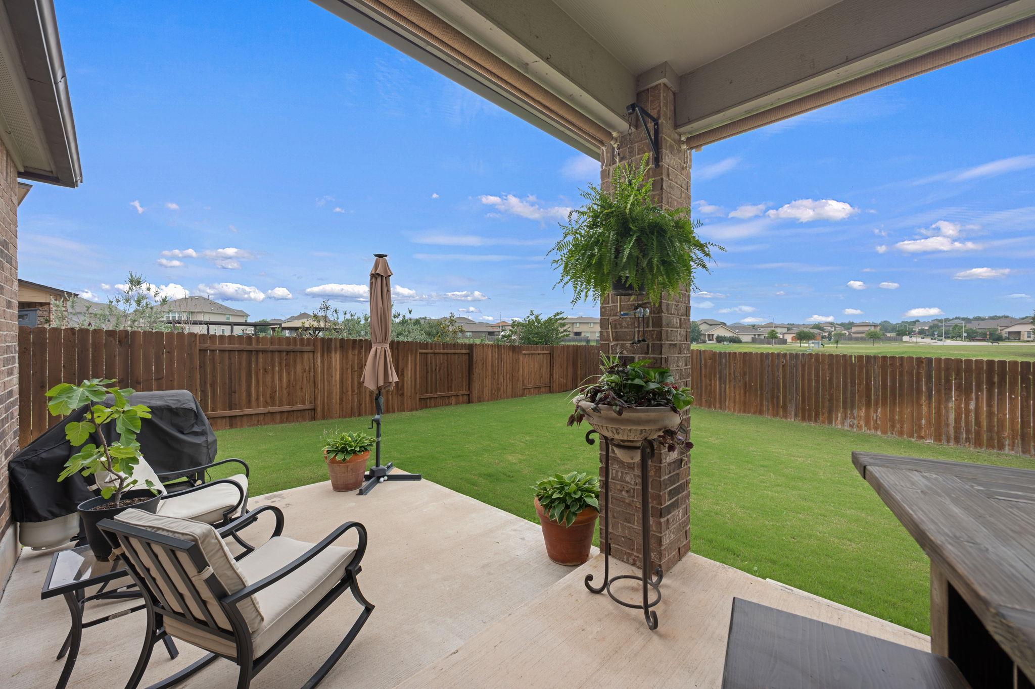 1241 Backcountry Dr, Leander, TX 78641