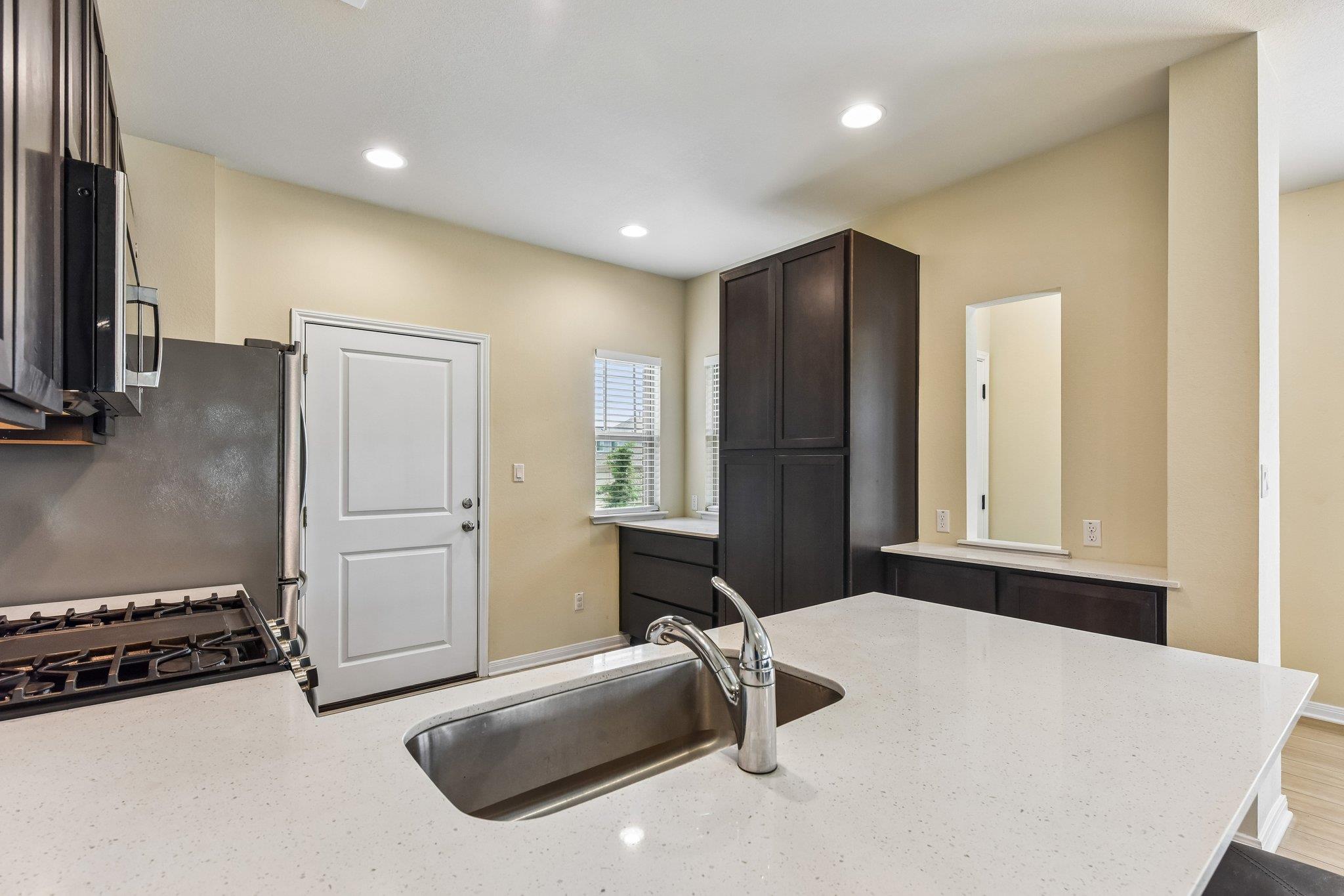 6403 Principale Dr, Pflugerville, TX 78660