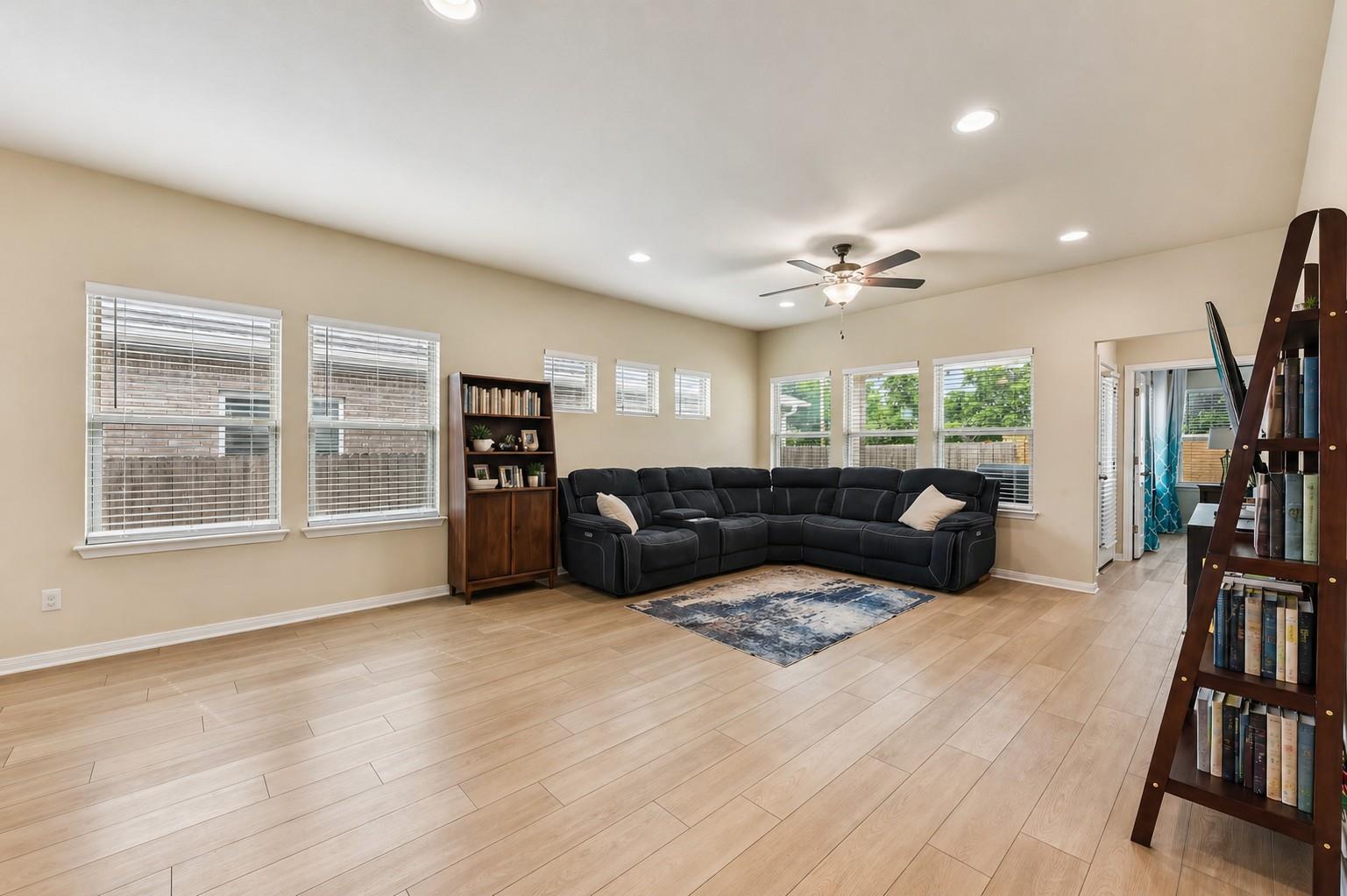 6403 Principale Dr, Pflugerville, TX 78660