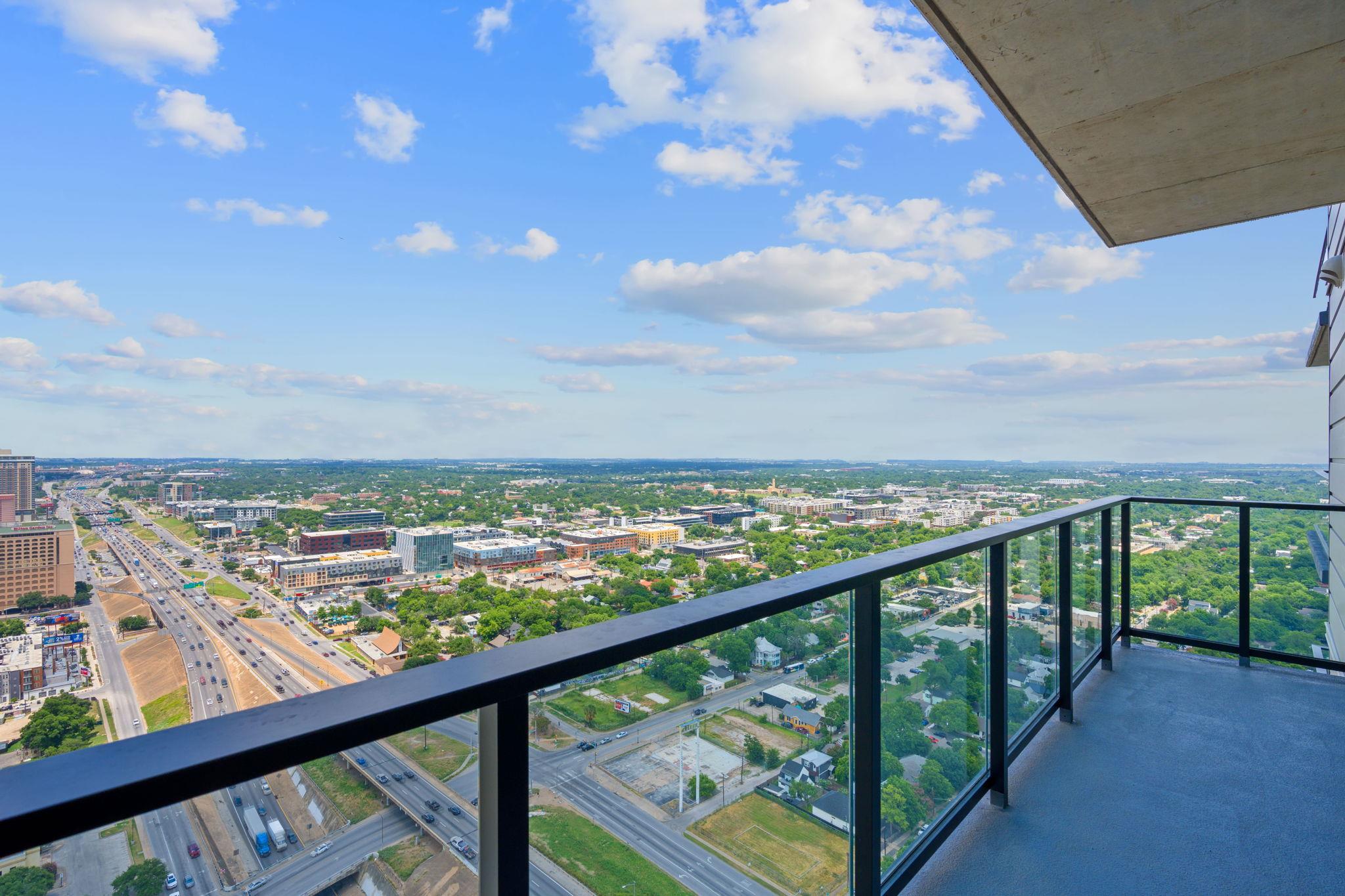 84 East Ave # 3503, Austin, TX 78701
