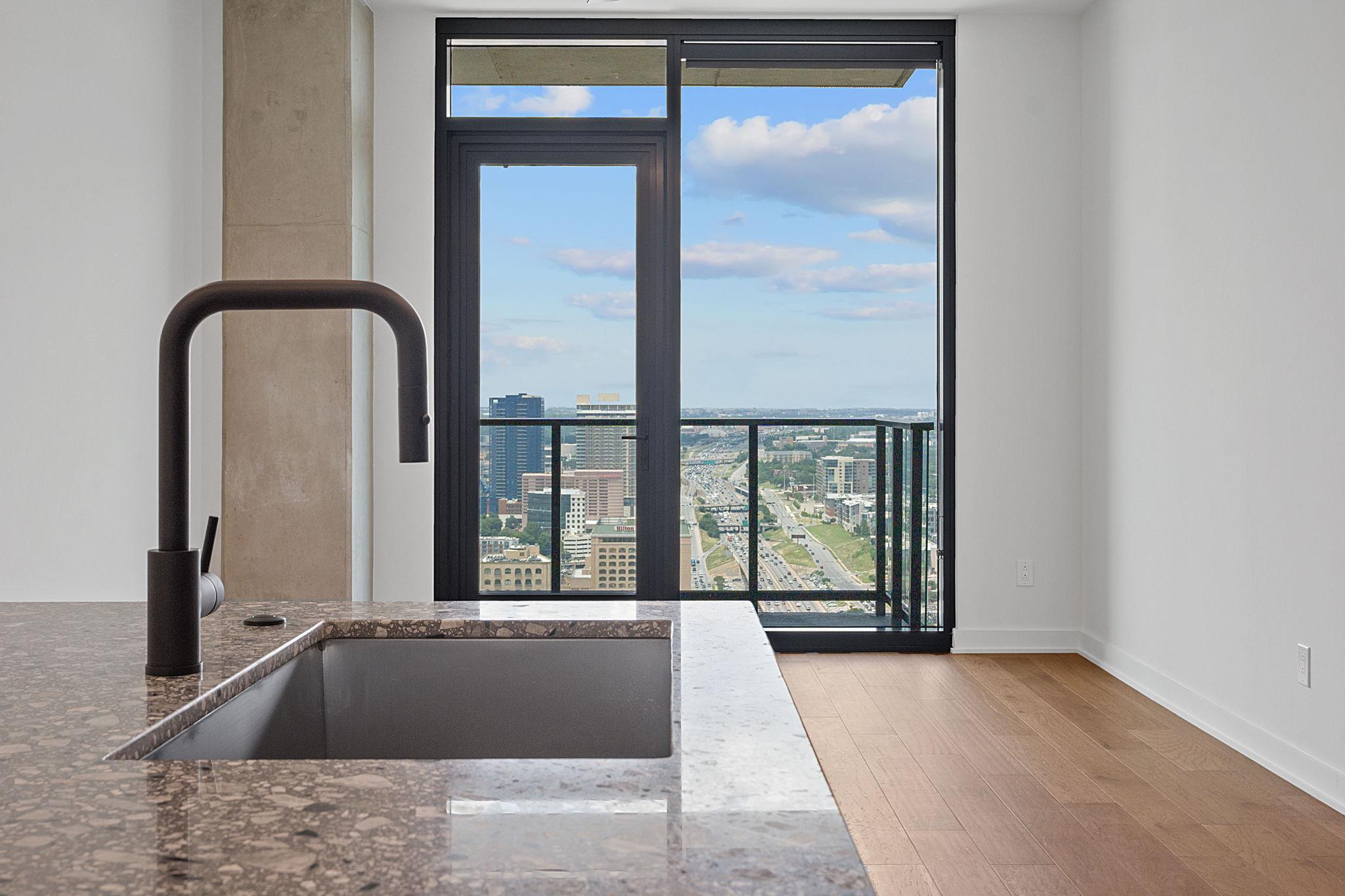 84 East Ave # 3503, Austin, TX 78701