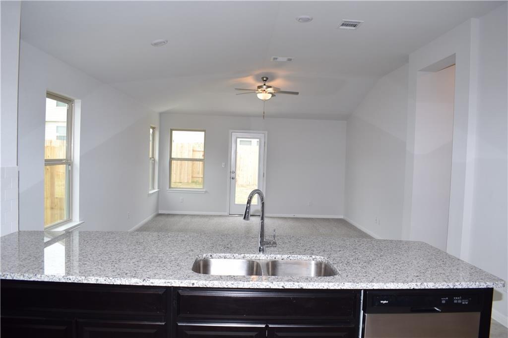 1689 Woodlands Dr, Kyle, TX 78640