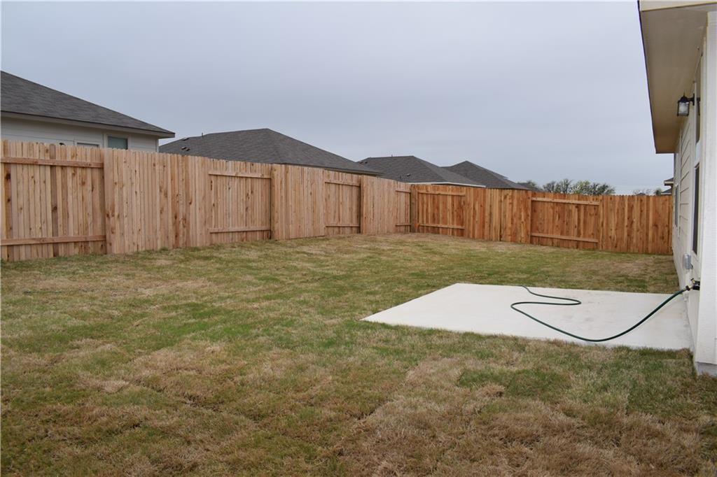 1689 Woodlands Dr, Kyle, TX 78640
