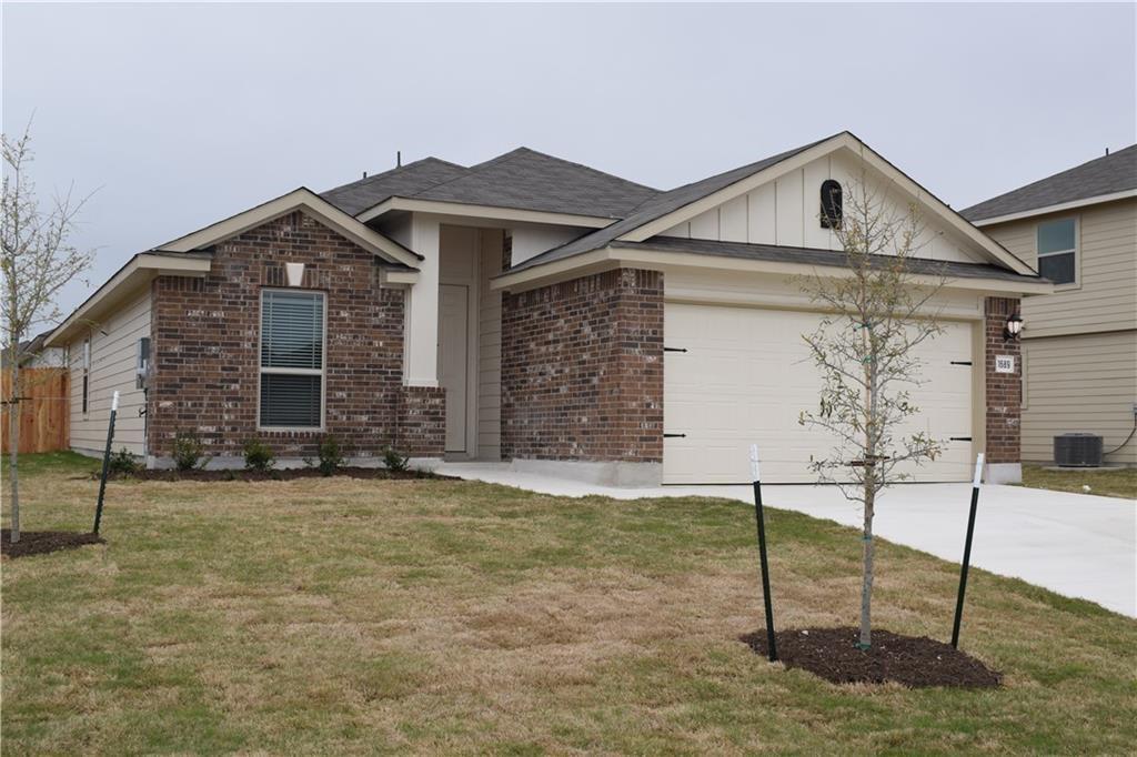 1689 Woodlands Dr, Kyle, TX 78640