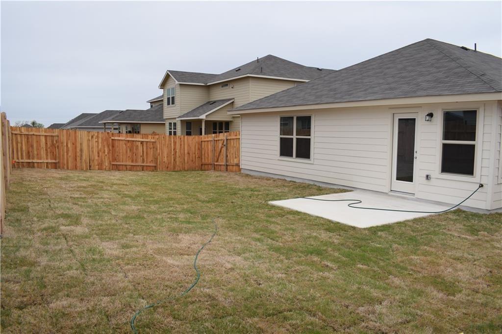 1689 Woodlands Dr, Kyle, TX 78640