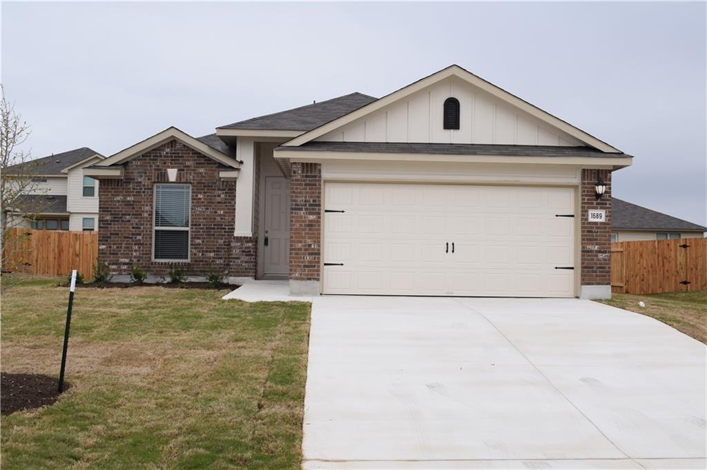 1689 Woodlands Dr, Kyle, TX 78640