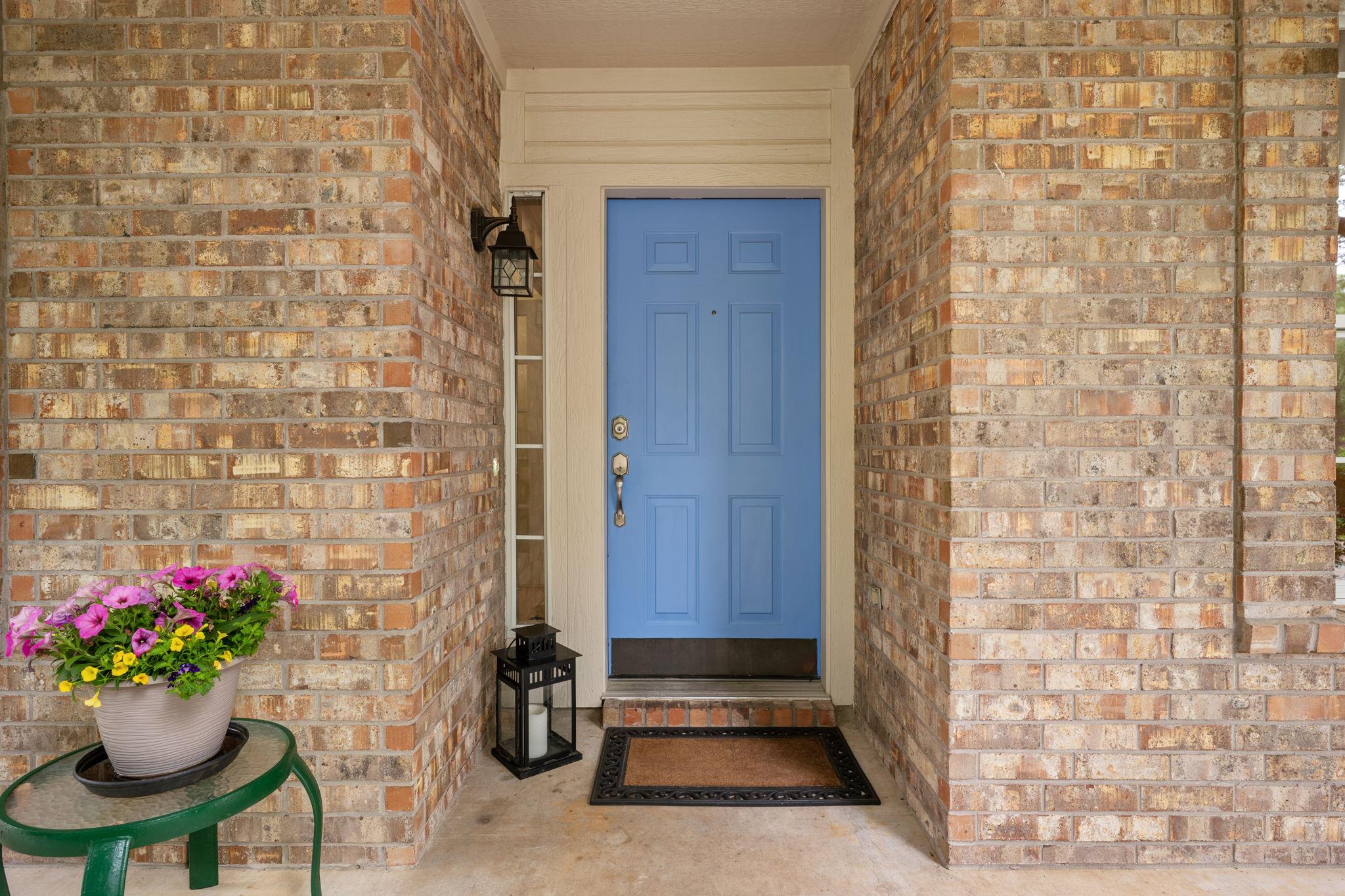 8125 Luling Ln, Austin, TX 78729