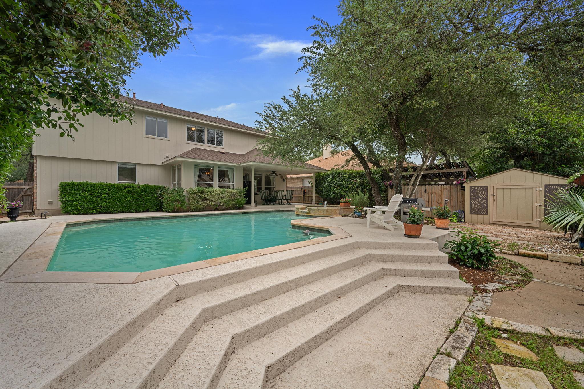 8125 Luling Ln, Austin, TX 78729