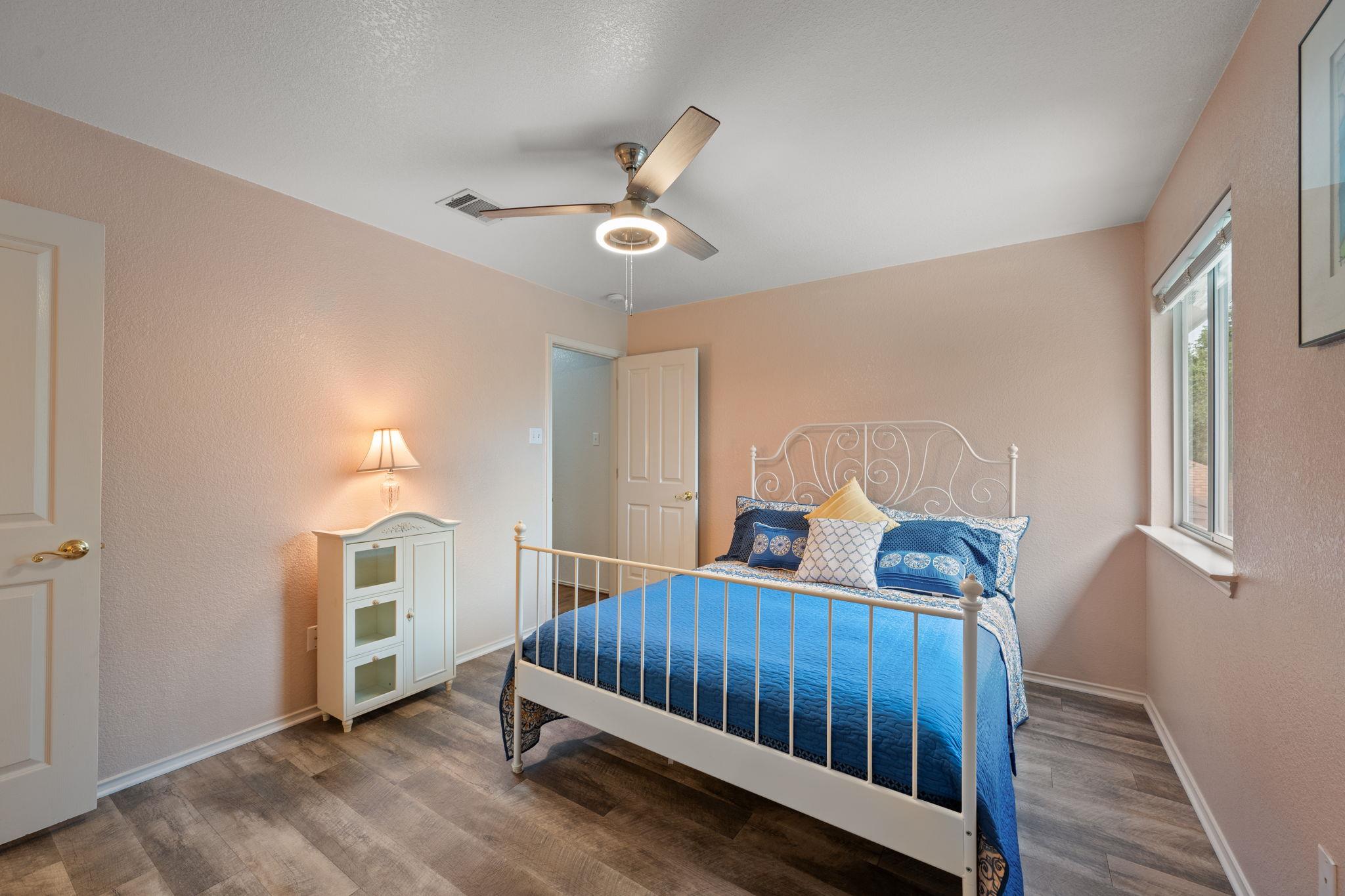 8125 Luling Ln, Austin, TX 78729