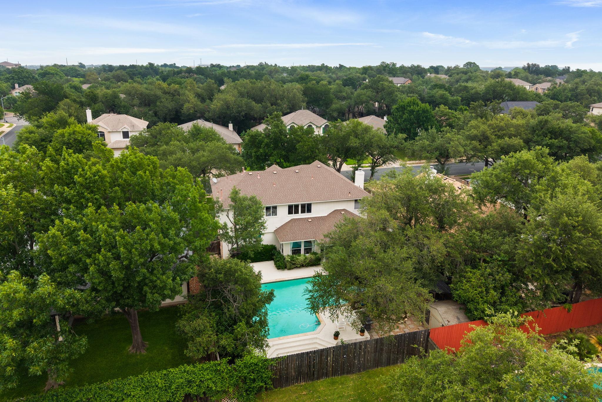 8125 Luling Ln, Austin, TX 78729